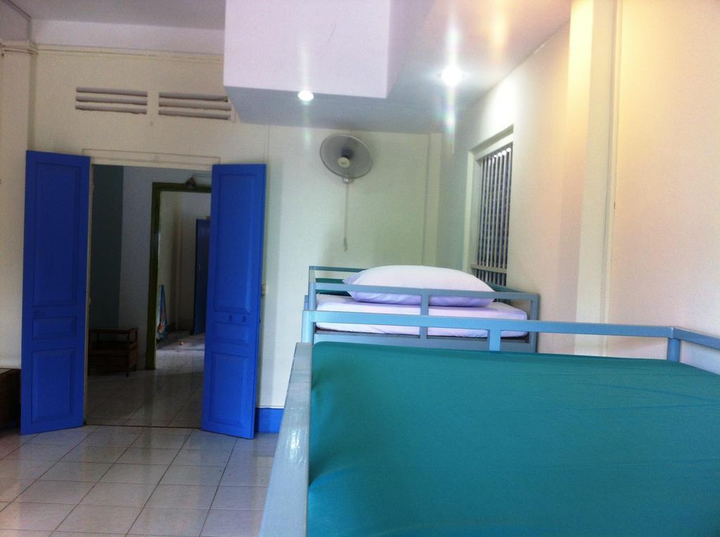 The Living Quarters Hostel 543 سيام ريب الغرفة الصورة
