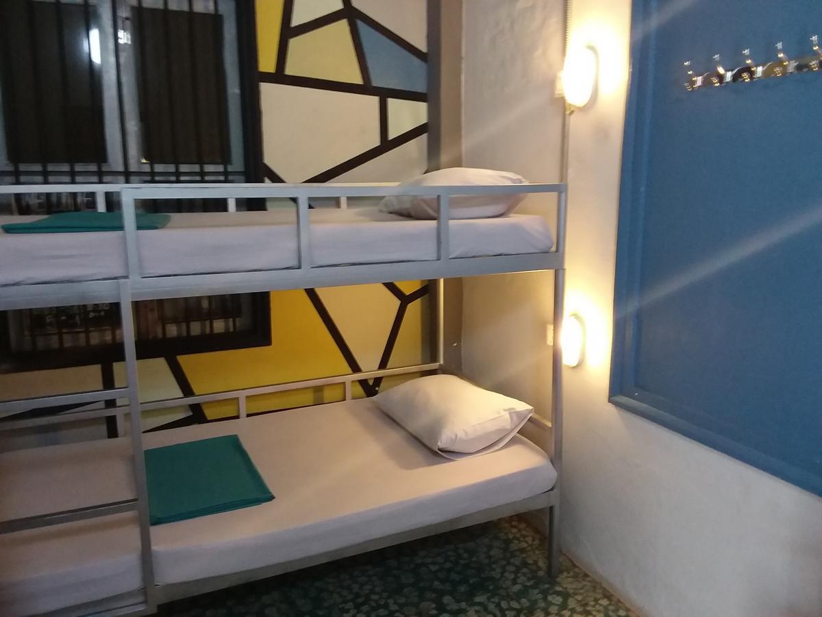 The Living Quarters Hostel 543 سيام ريب الغرفة الصورة